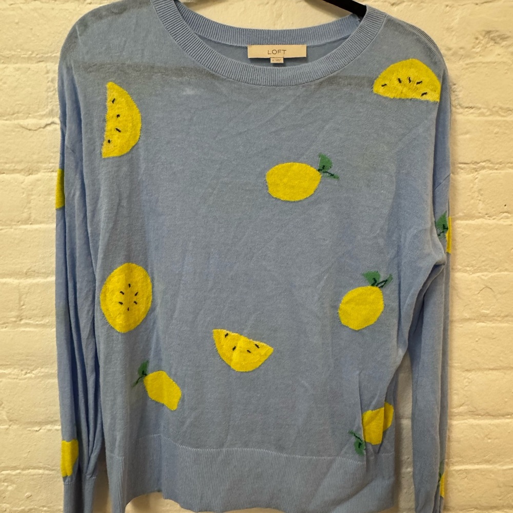 LOFT Blue Lemon print lightweight  sweater - Picture 2 of 5